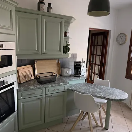 à 150m De La Urville-Nacqueville
